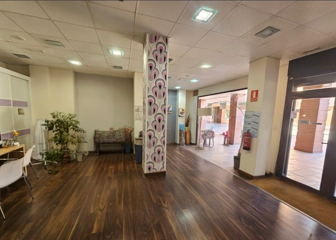 Local en venda en Coslada amb Calefacció, Moblat i Alarma