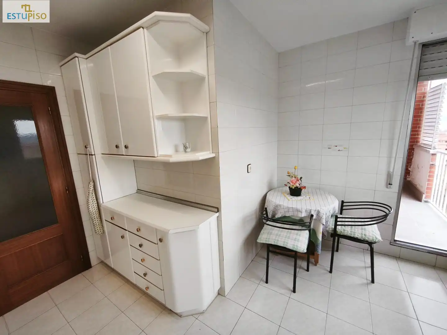 Cuina de Pis en venda en Vitoria - Gasteiz amb Calefacció, Parquet i Terrassa