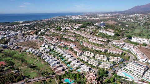 Pareado de 4 dormitorios y 4 baños. Nueva Milla de Oro, Estepona