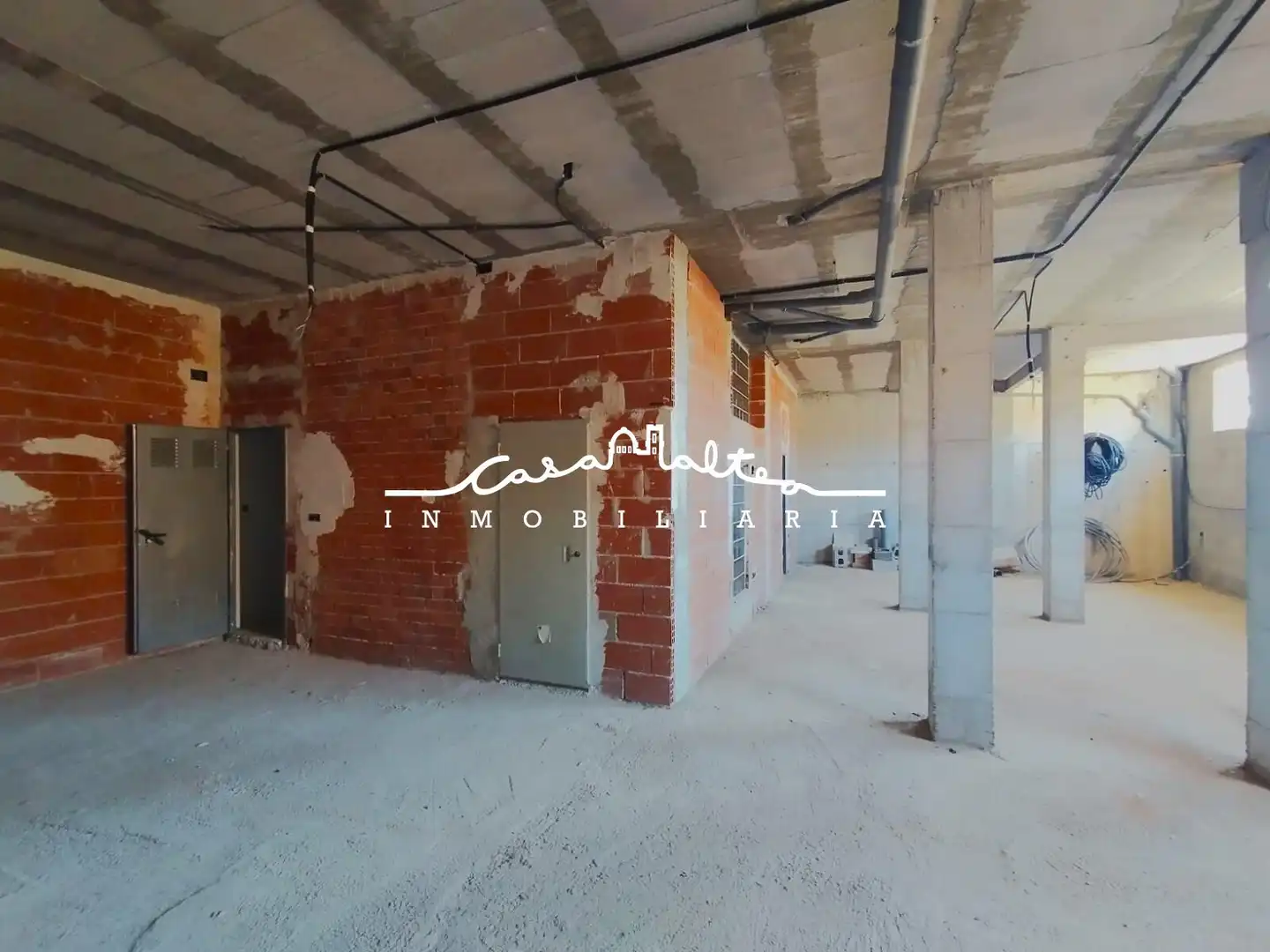 Houses for sale in L'Alfàs del Pi  with Private garden and Terrace