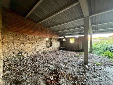Casa rústica con jardín en venta en Valdoviño