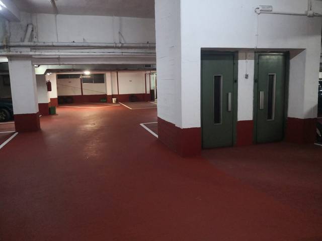 Garaje en Venta en Ensanche - Sar