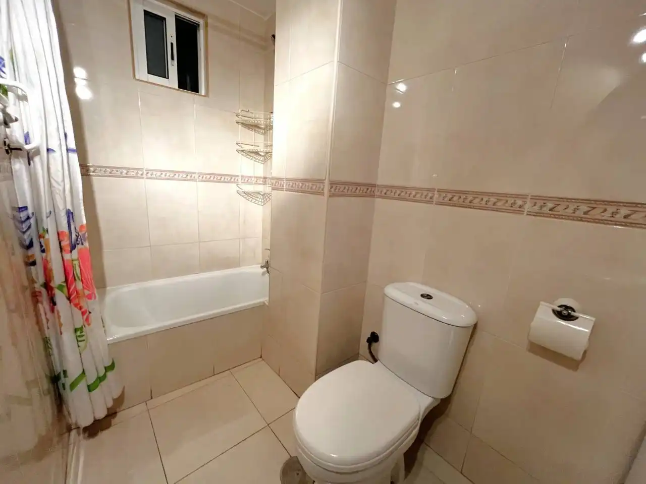 Baño de Piso en venta en El Carmen - Cardeñas