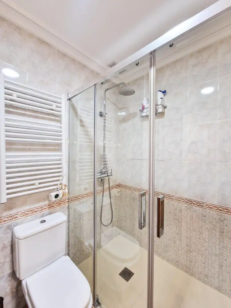 Bathroom of Houses for sale in Elche / Elx  with Air Conditioner, Heating and Private garden