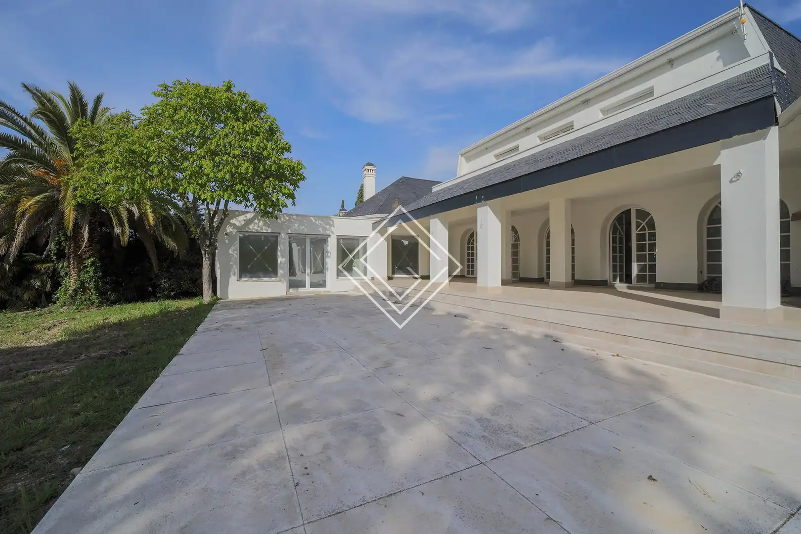 Vista exterior de Casa o chalet en venta en Las Rozas de Madrid con Aire acondicionado, Calefacción y Jardín privado