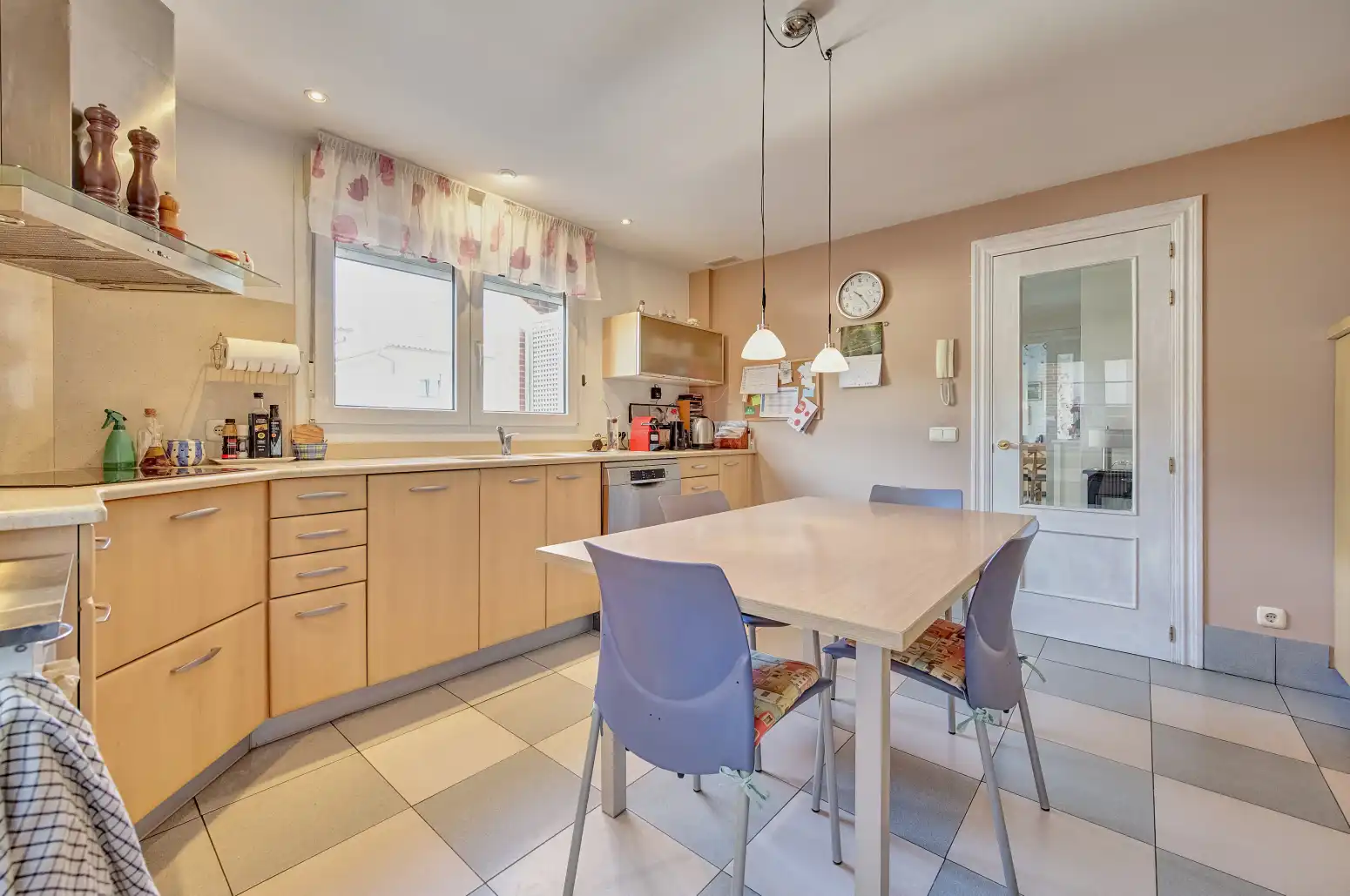 Kitchen of Houses for sale in Cizur  with Heating, Private garden and Parquet flooring