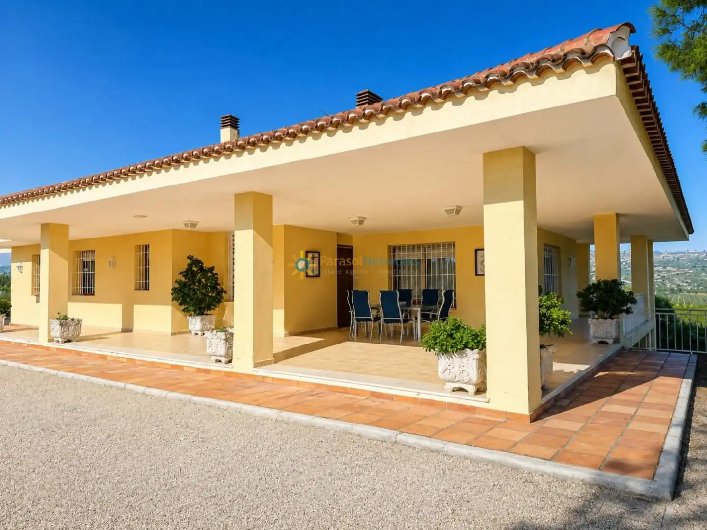 Vista exterior de Casa o xalet en venda en Ontinyent amb Calefacció, Jardí privat i Terrassa