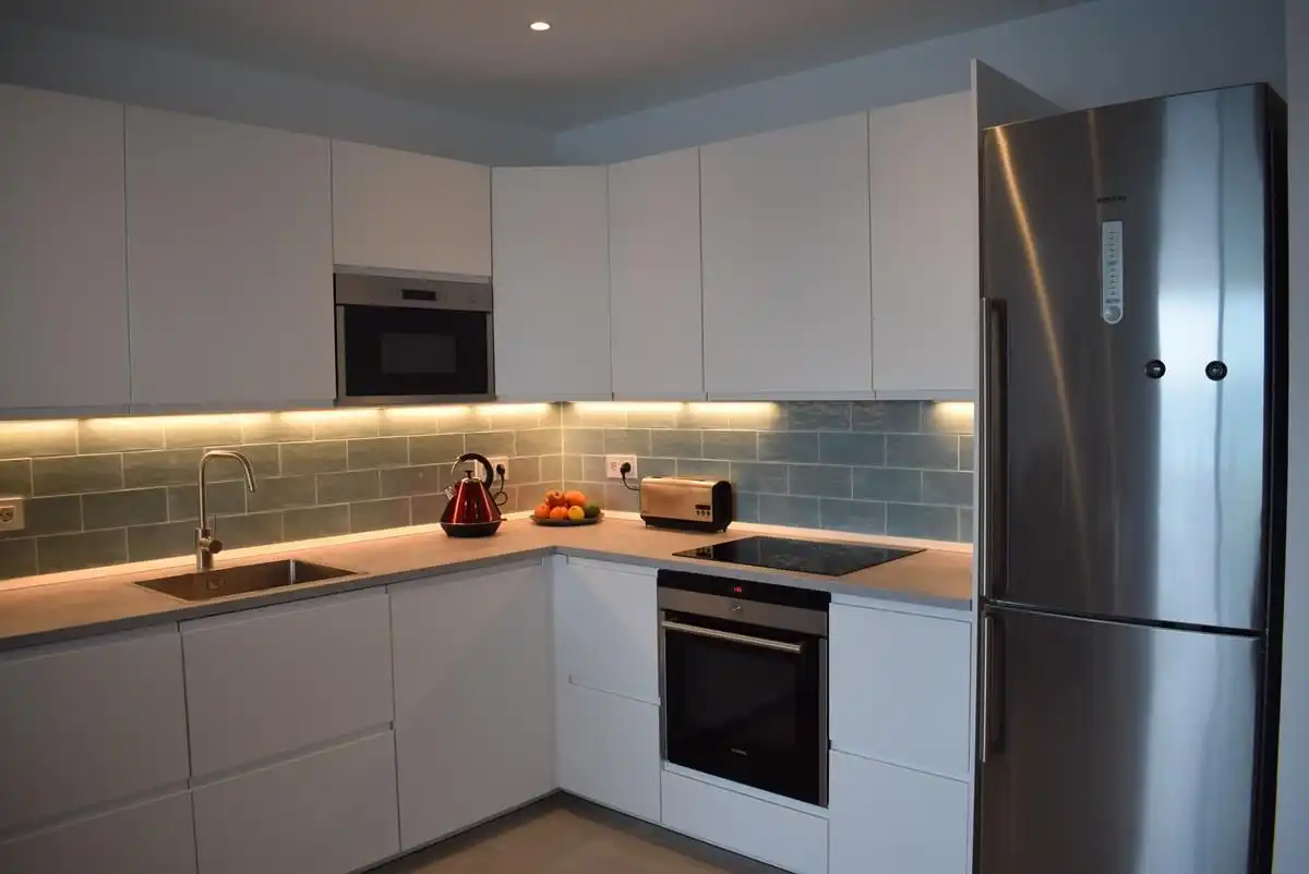Cocina de Apartamento de alquiler en Almuñécar con Aire acondicionado, Terraza y Amueblado