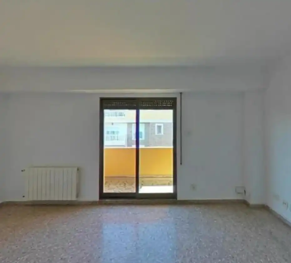 Flat for sale in N/A, 19, Els Molins