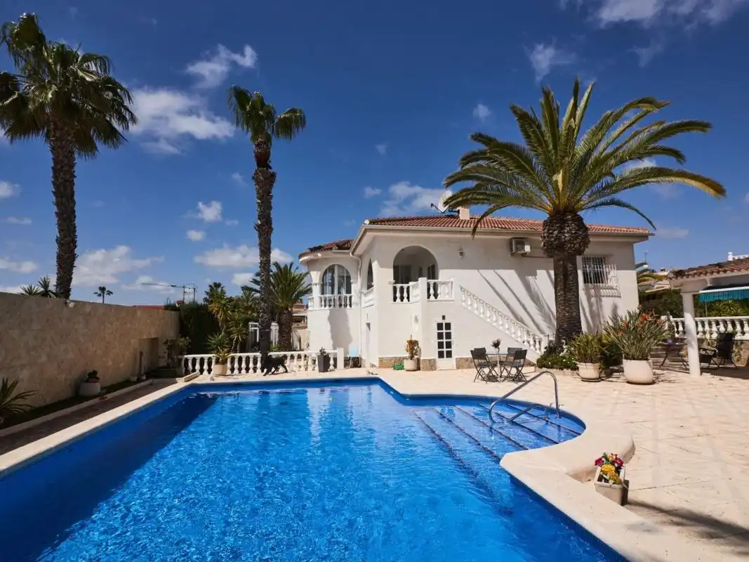 Swimming pool of Houses for sale in Rojales  with Air Conditioner and Private garden
