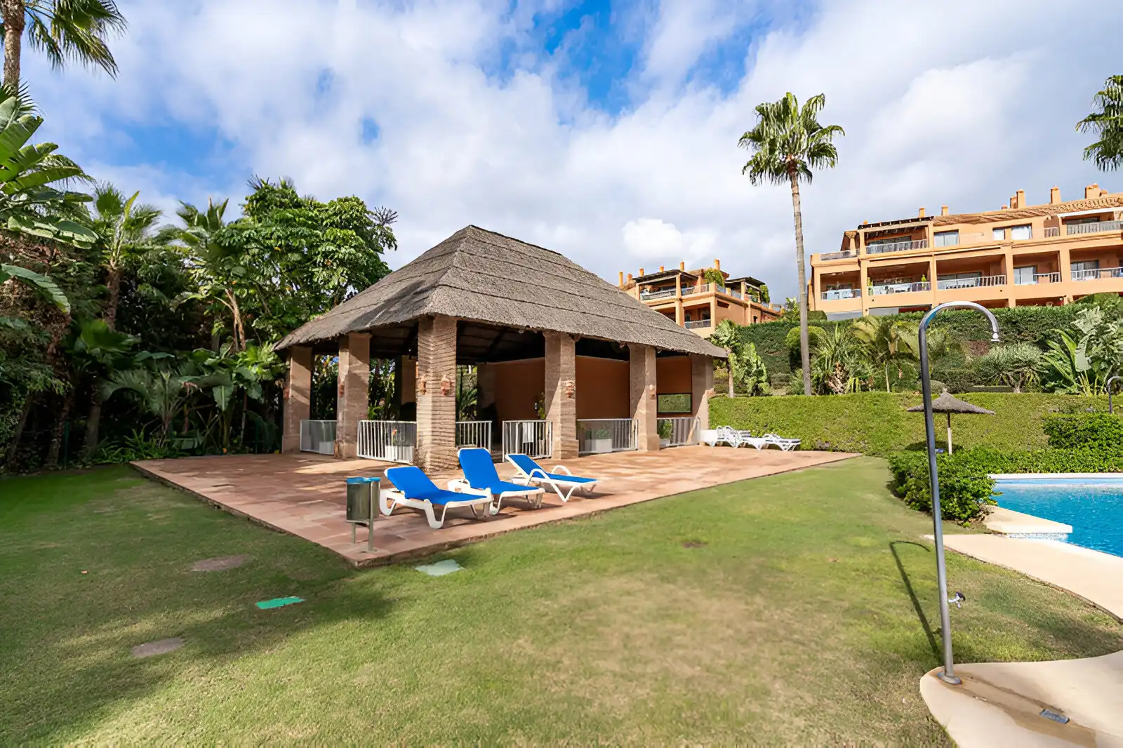 Apartament amb piscina en venda a Estepona Pueblo, imagen 14