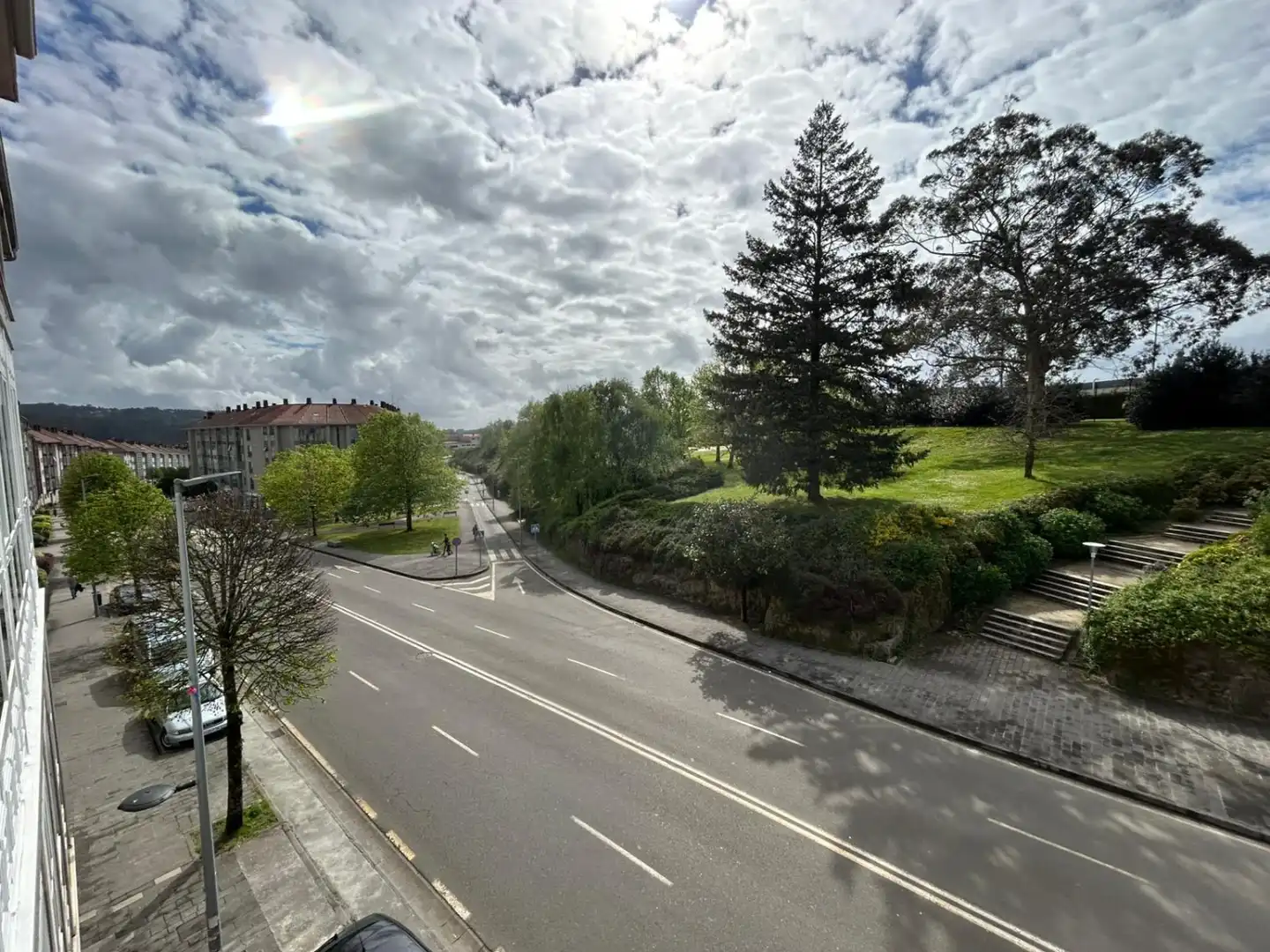 Vista exterior de Pis de lloguer en Santiago de Compostela  amb Calefacció, Traster i Moblat