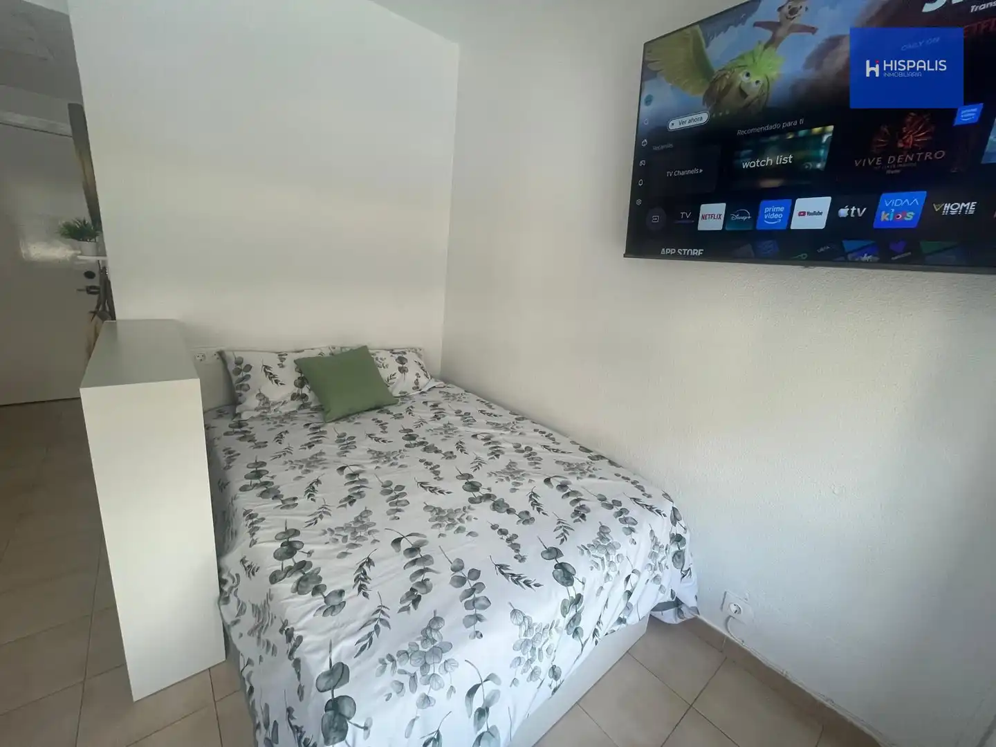 Habitación de Estudio de alquiler en Sevilla con Amueblado