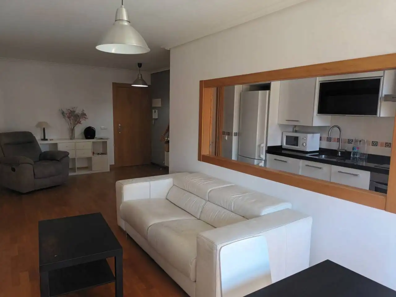 Sala de estar de Piso en venta en  Logroño con Calefacción, Parquet y Trastero