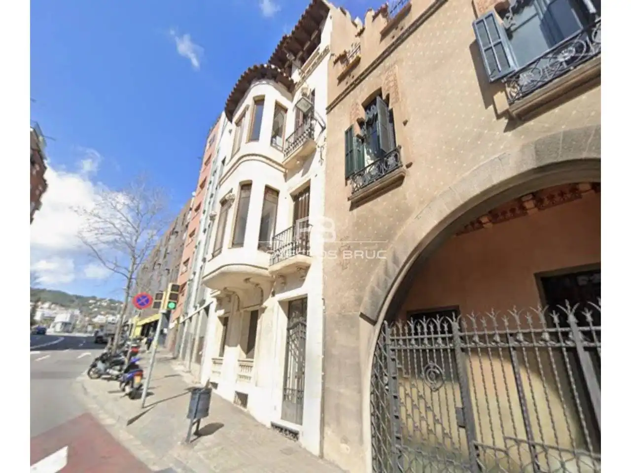 Vista exterior de Piso en venta en Sarrià - Sant Gervasi