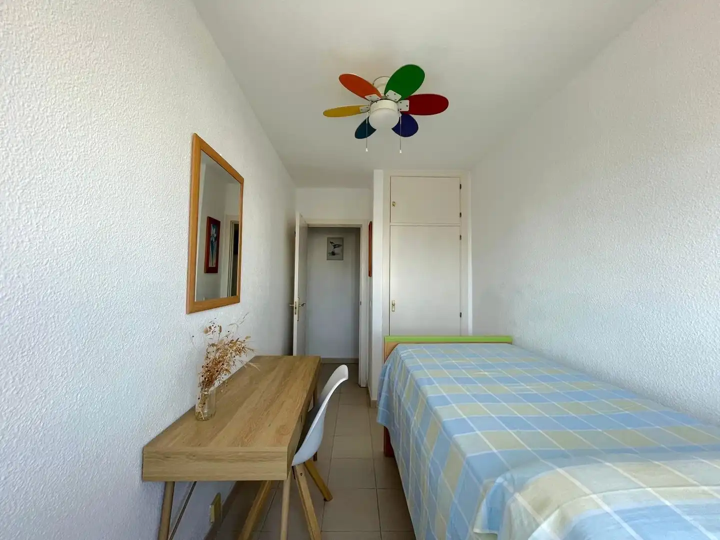 Bedroom of Apartments for rent in El Rompido, Huelva