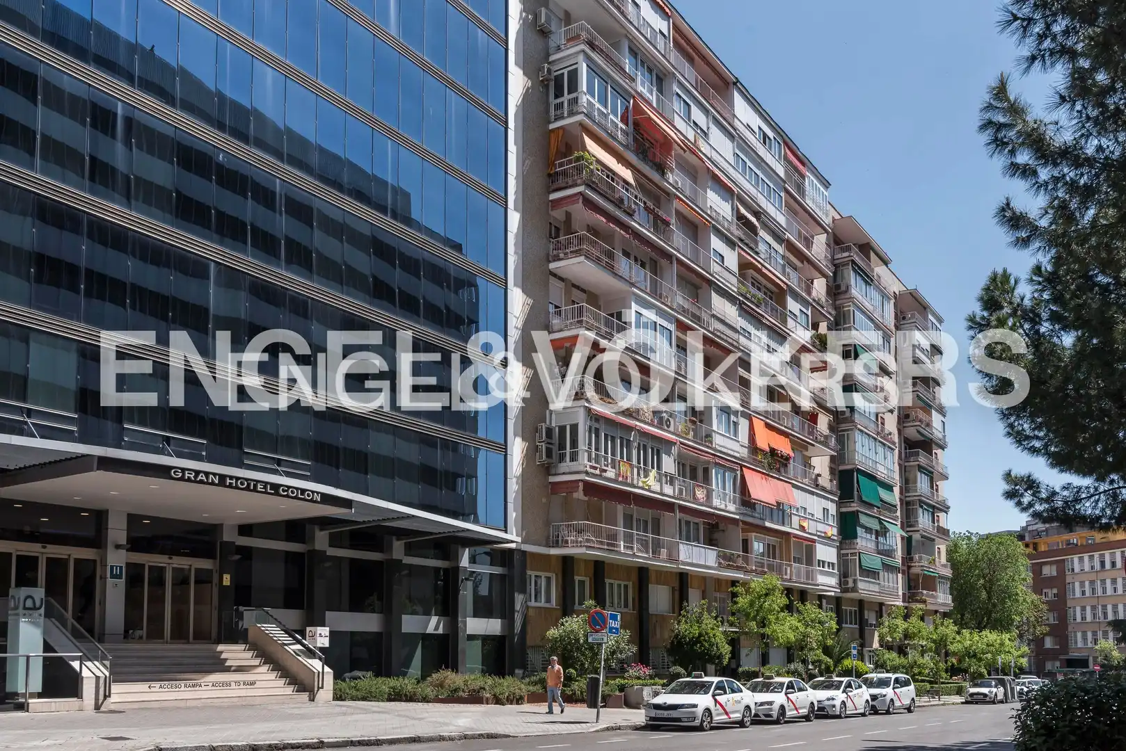 Vista exterior de Piso en venta en Madrid con Aire acondicionado y Calefacción