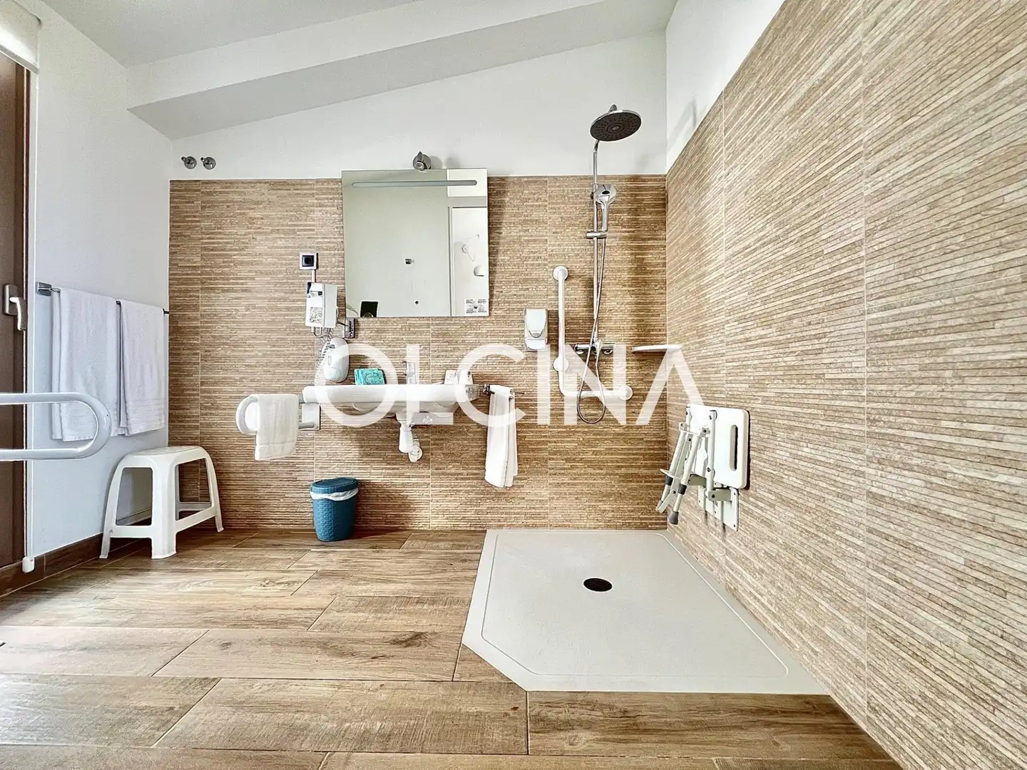 Bathroom of Buildings for sale in Castalla