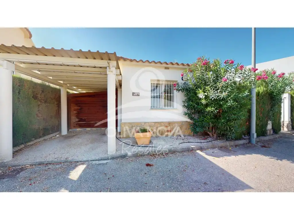 Casa amb piscina en venda a Calle Brueghell, imagen 18