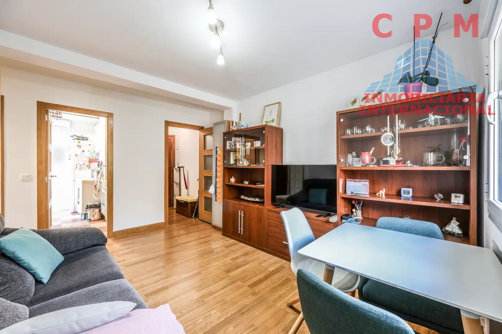 Sala de estar de Piso en venta en  Madrid Capital con Calefacción, Parquet y Horno