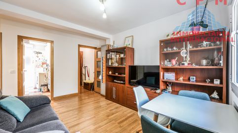 Foto 2 de Piso en venta en Apóstol Santiago, Madrid Capital