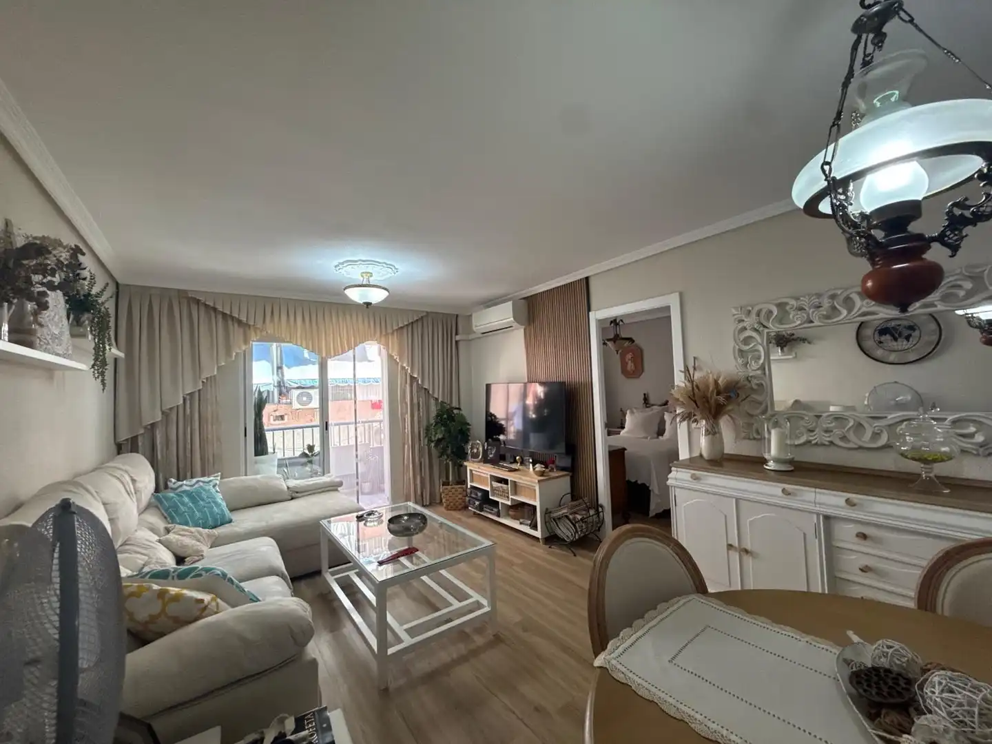 Wohnzimmer von Wohnung zum Verkauf in Benidorm mit Terrasse, Abstellraum und Möbliert