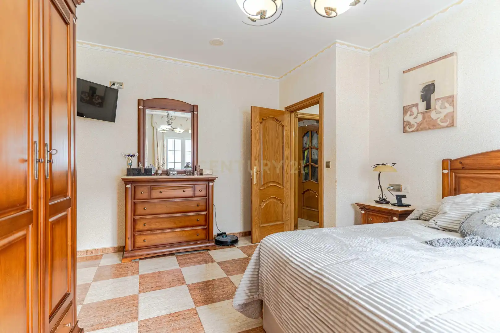 Habitación de Apartamento en venta en Montefrío con Aire acondicionado y Jacuzzi