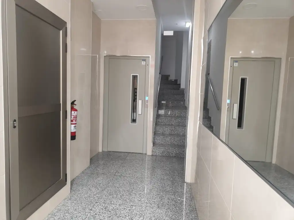 Wohnung mit Aufzug zum Verkauf in Calle Alto del Real, imagen 2
