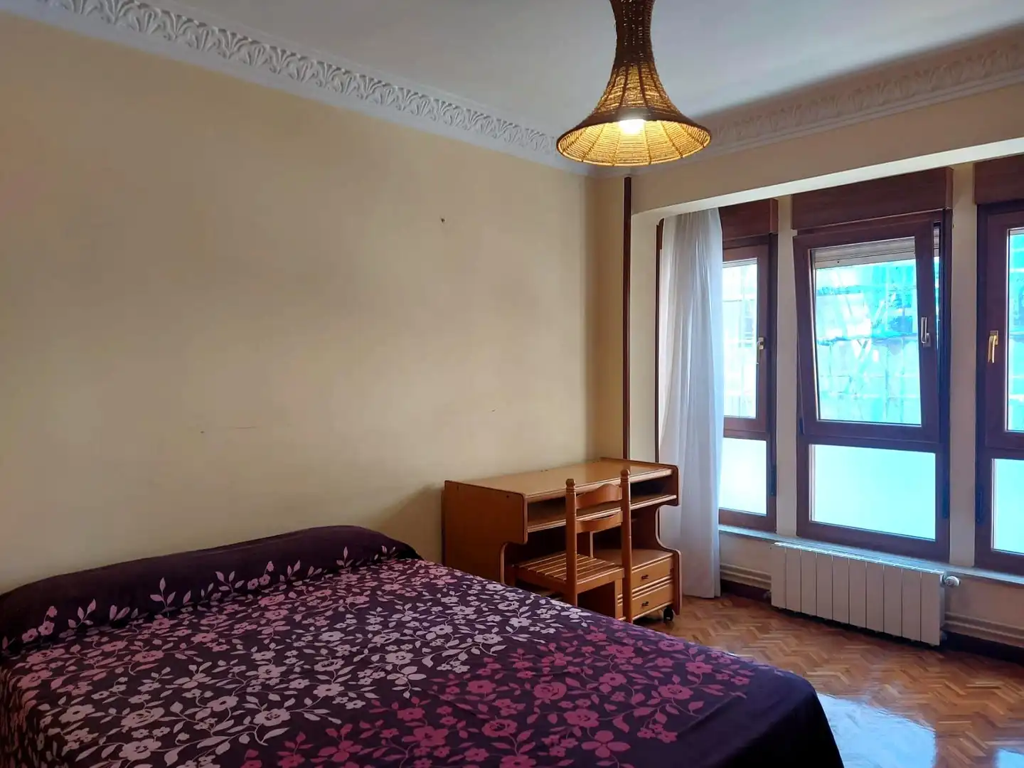 Habitación de Piso de alquiler en Santander con Calefacción y Parquet
