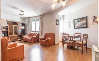 Living room of Flat for sale in  Madrid Capital