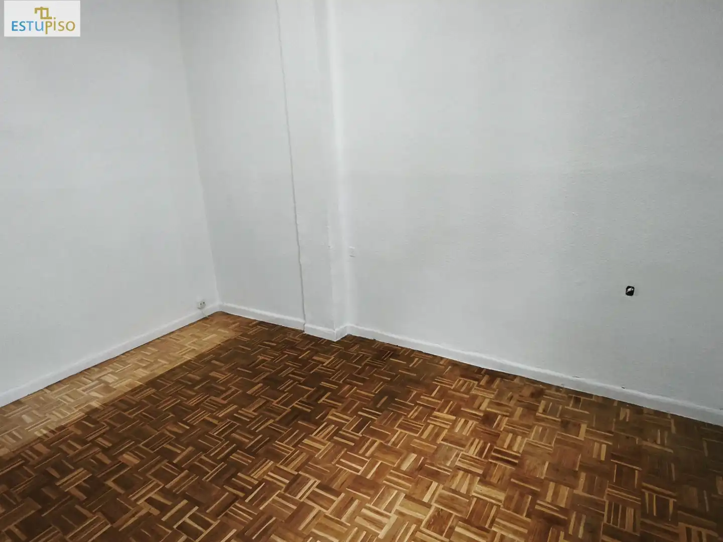 Pis en venda en Vitoria - Gasteiz amb Calefacció, Parquet i Terrassa
