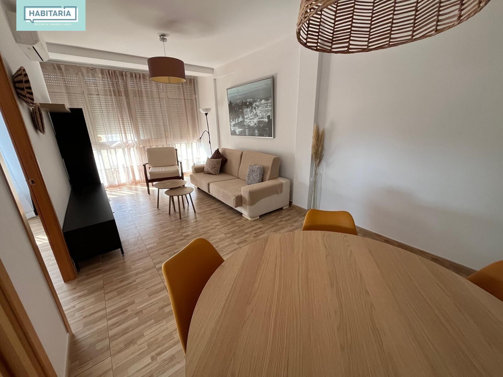 Sala d'estar de Pis de lloguer en Málaga Capital amb Parquet