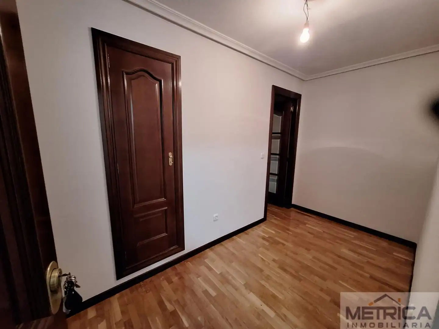 Bedroom of Flat for sale in Salamanca  with Heating, Parquet flooring and Terrace