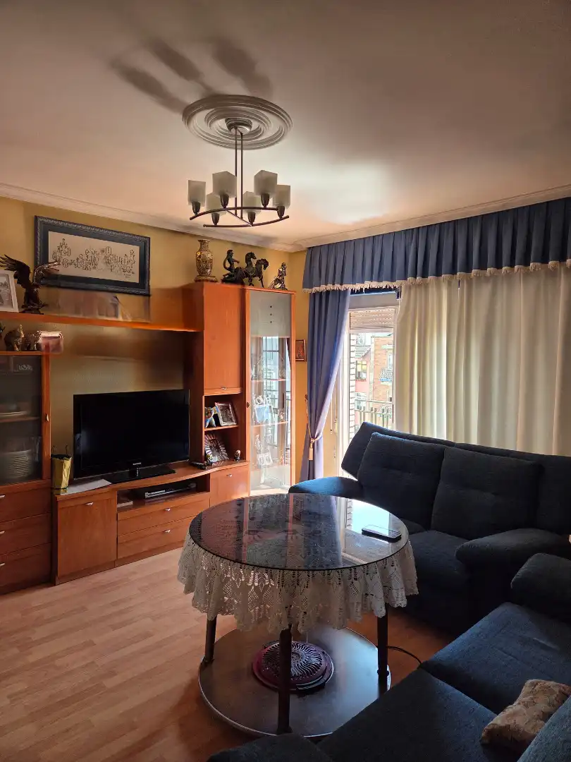 Sala de estar de Piso en venta en Badajoz con Aire acondicionado, Parquet y Terraza