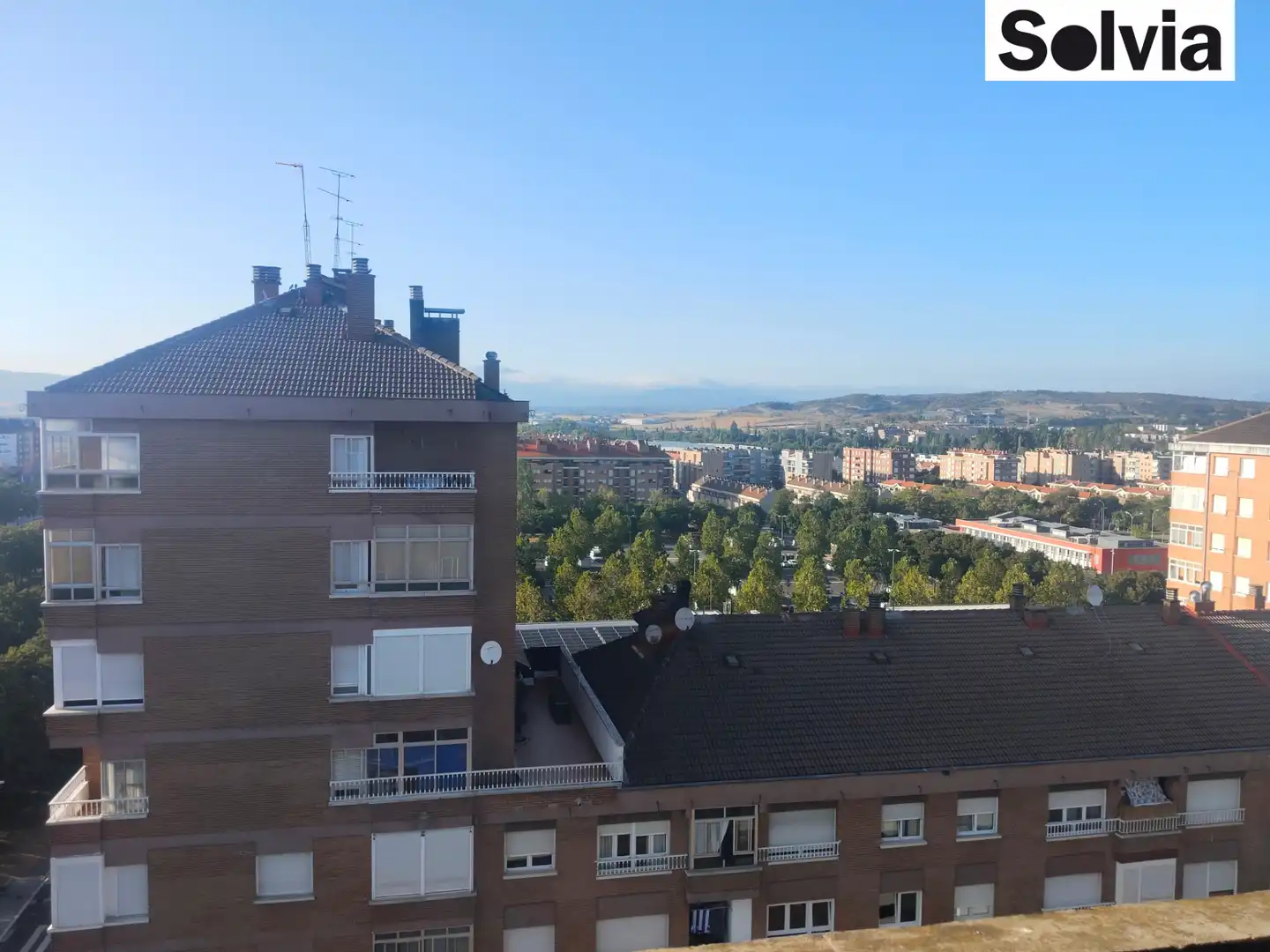 Vista exterior de Piso en venta en Arriaga - Lakua