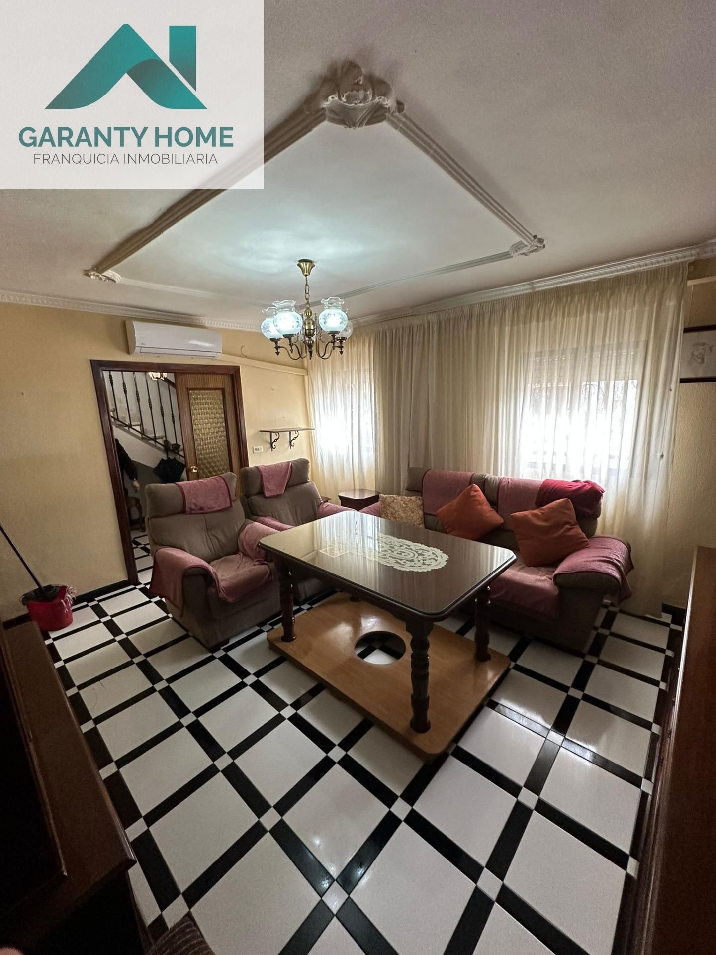 Living room of House or chalet for sale in Priego de Córdoba  with Air Conditioner, Terrace and Storage room