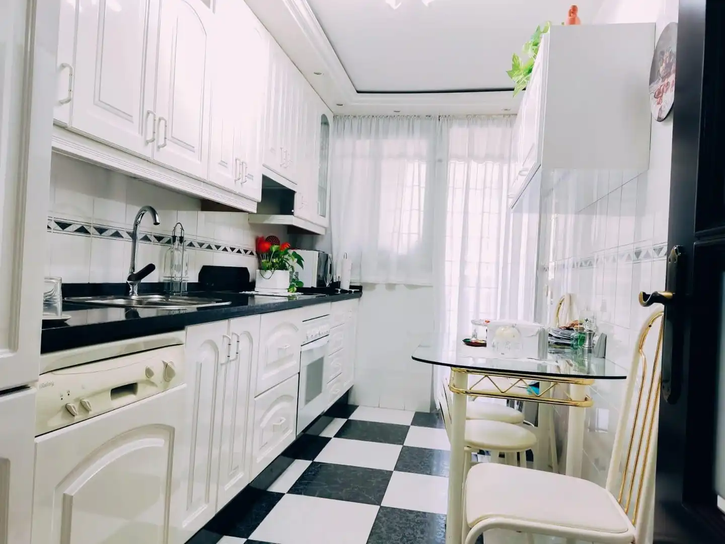 Apartment with pool for sale in Marbella Centro, imagen 13