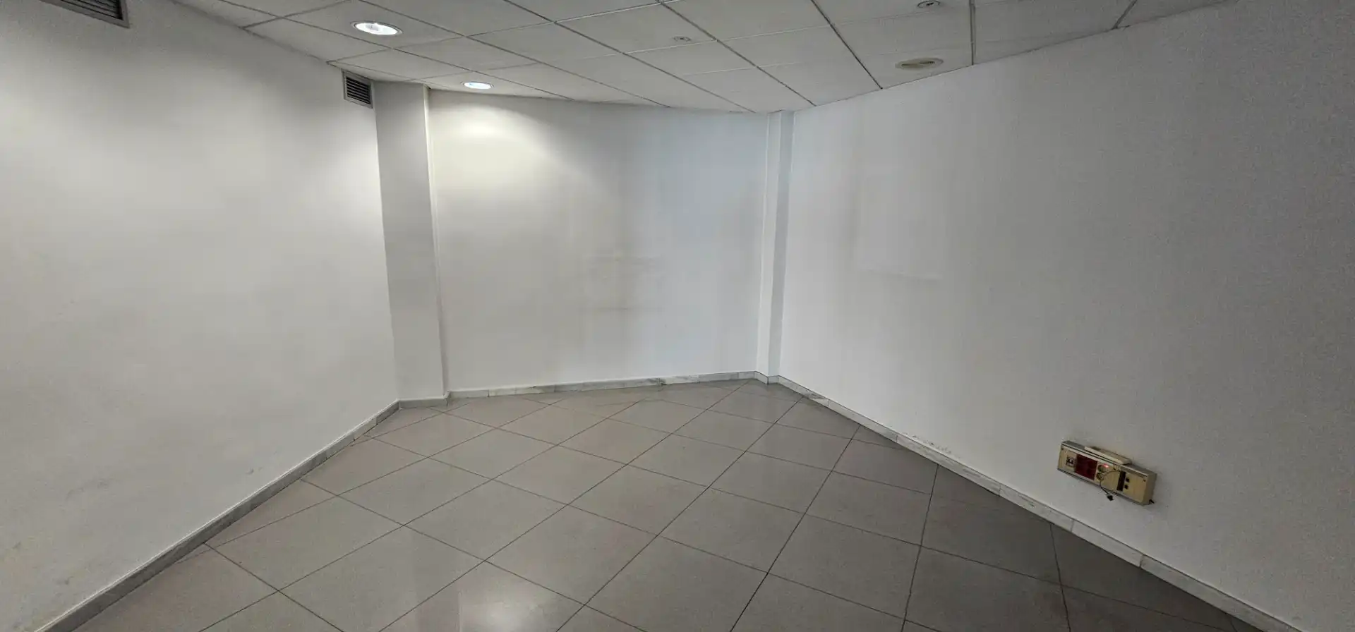 Local comercial en venda a Maracena, imagen 6