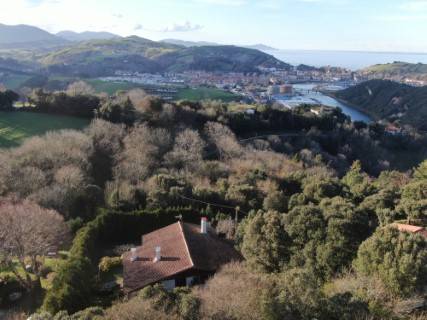 Casa-chalet en Venta en Artadi Auzoa Auzoa en Zumaia