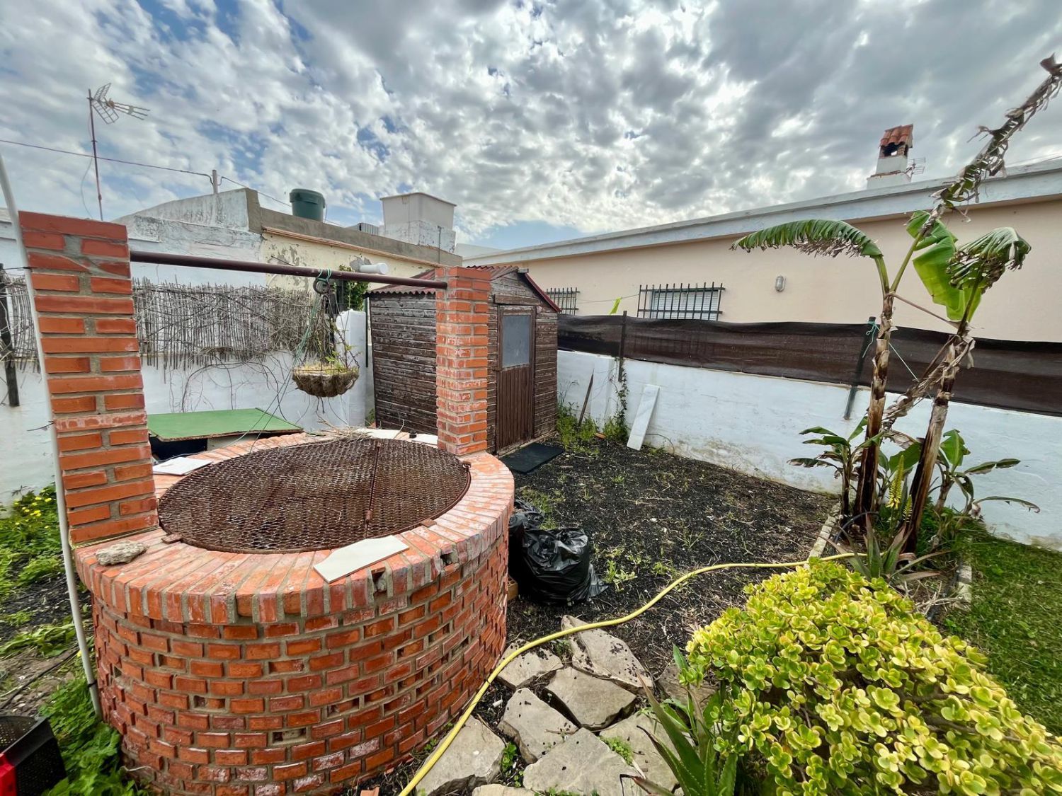 Garden of House or chalet for sale in Rota  with Air Conditioner, Terrace and Storage room