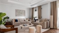Sala d'estar de Àtic en venda en  Madrid Capital amb Aire condicionat, Calefacció i Terrassa