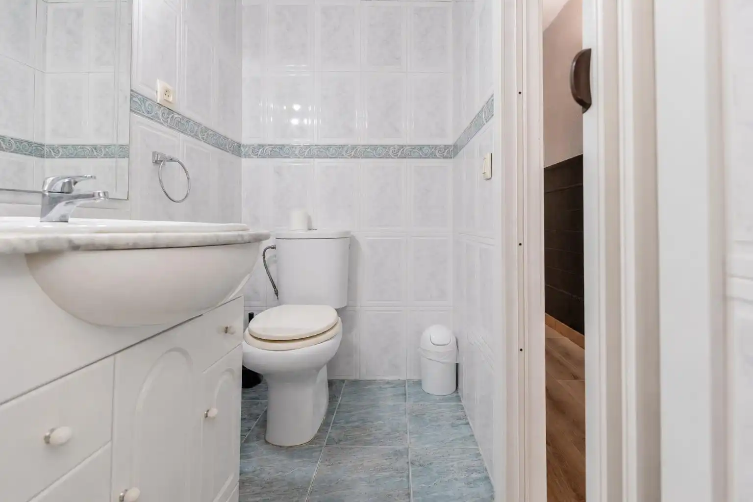 Badezimmer von Wohnung zum Verkauf in Sevilla