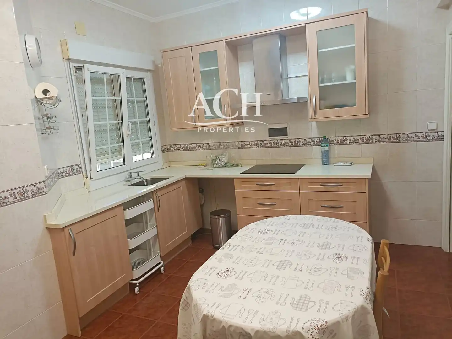 Cocina de Piso de alquiler en Bilbao  con Calefacción, Horno y Lavadora