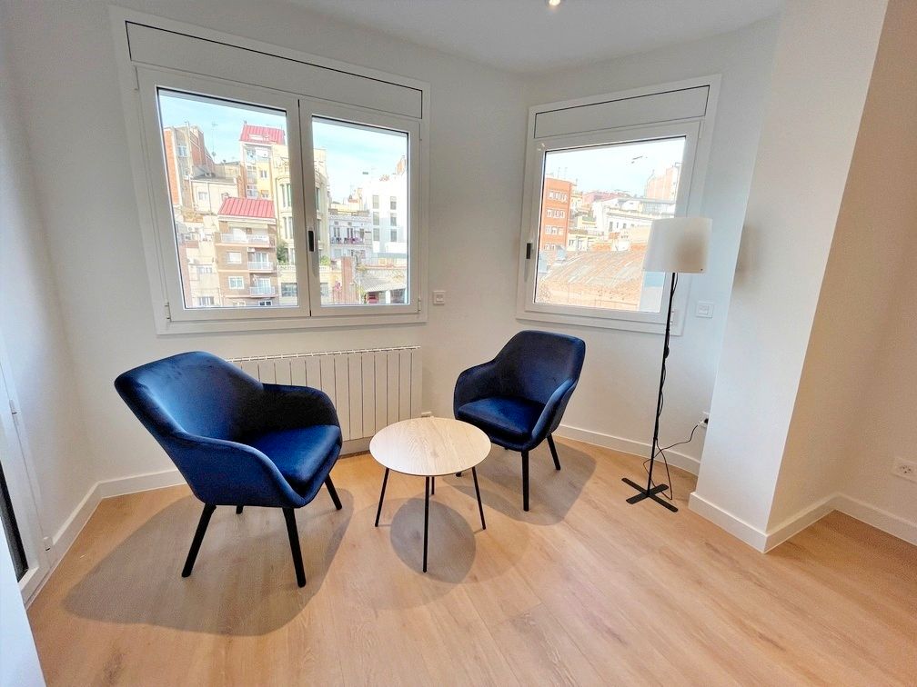 Living room of Flat to rent in  Barcelona Capital  with Air Conditioner, Heating and Parquet flooring