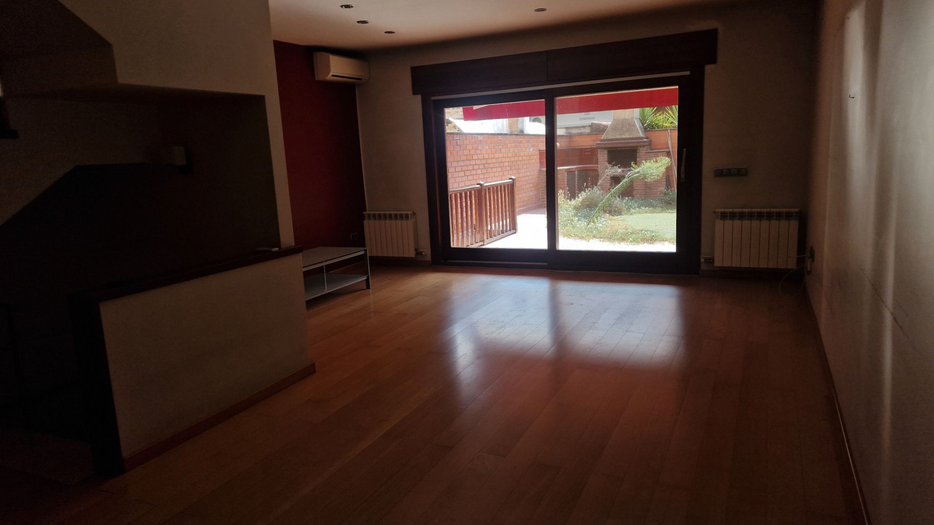 Casa adosada de alquiler en Juneda con Aire acondicionado, Calefacción y Jardín privado