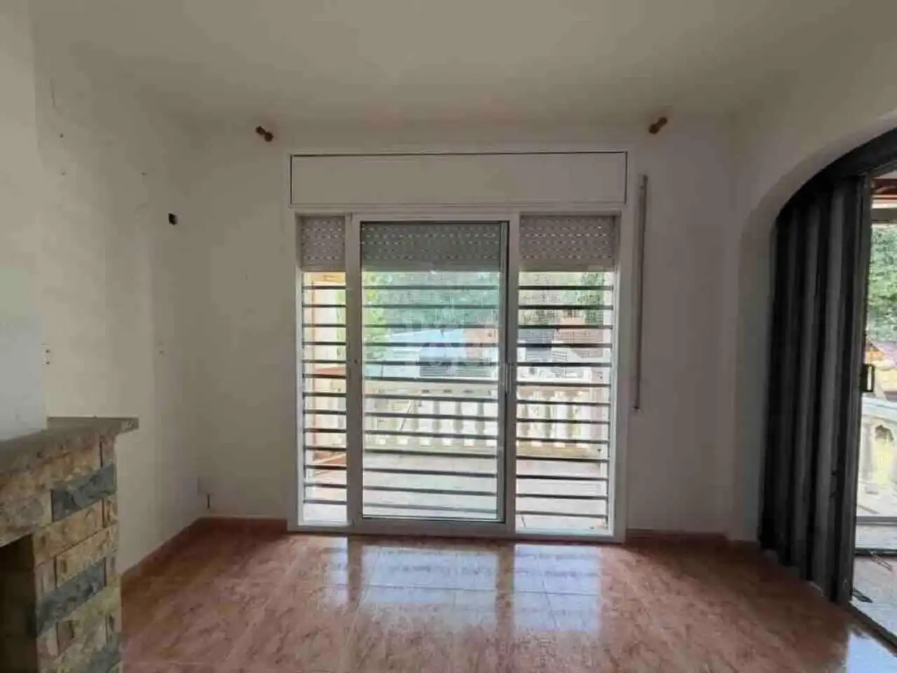 Dormitori de Casa o xalet en venda en Cunit amb Jardí privat