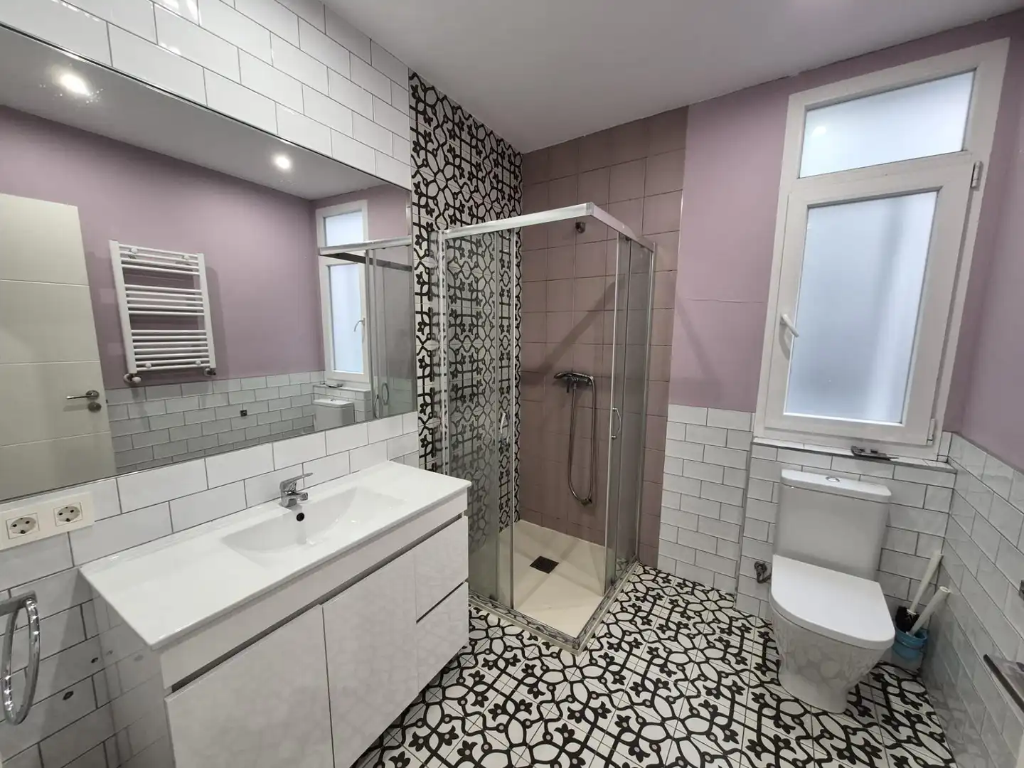 Baño de Piso en venta en Valladolid con Calefacción, Terraza y Balcón