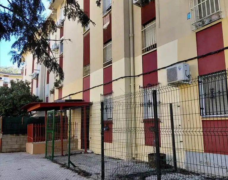 Vista exterior de Pis en venda en Sevilla