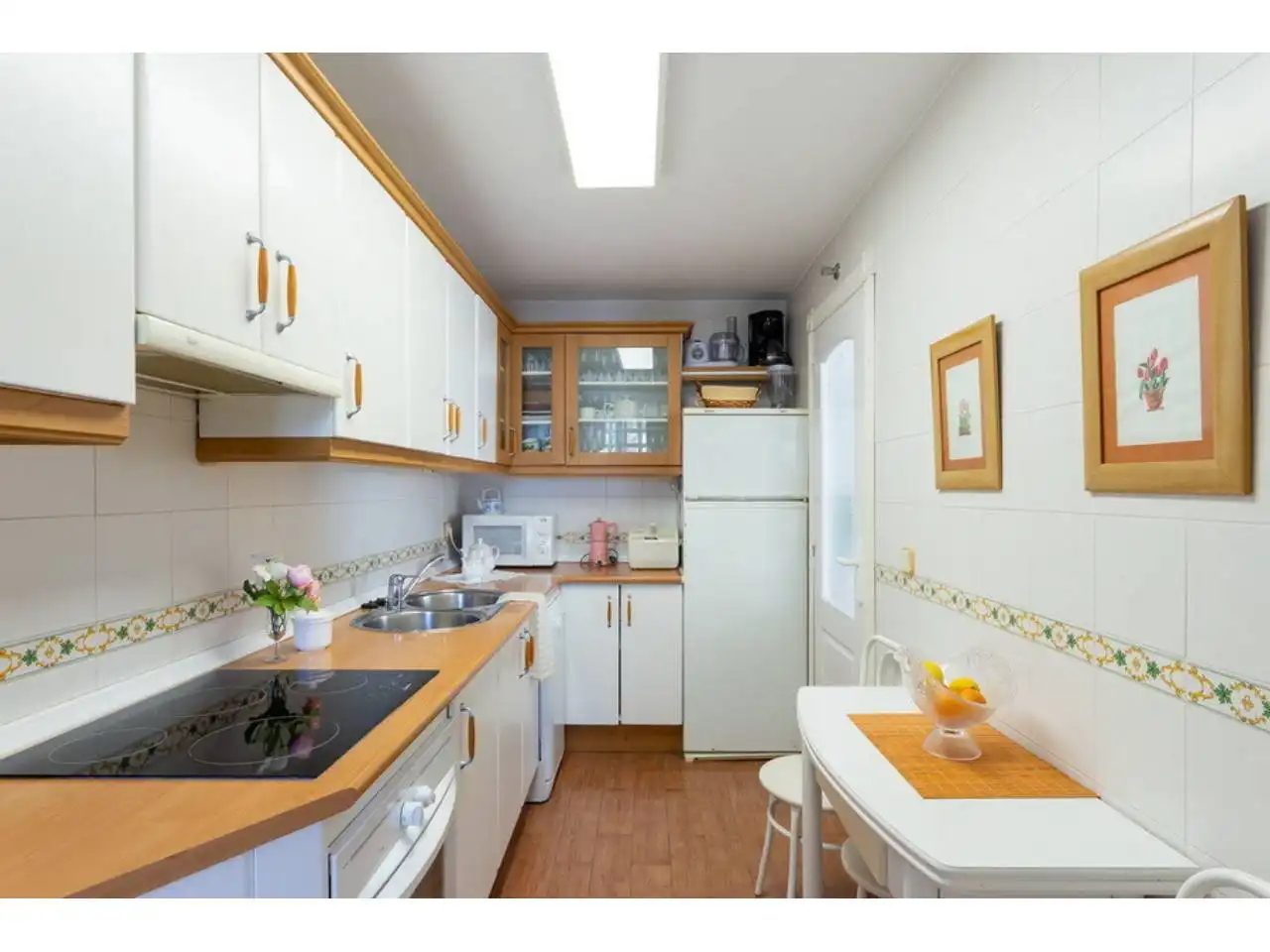 Cocina de Apartamento en venta en Almuñécar con Aire acondicionado y Piscina comunitaria