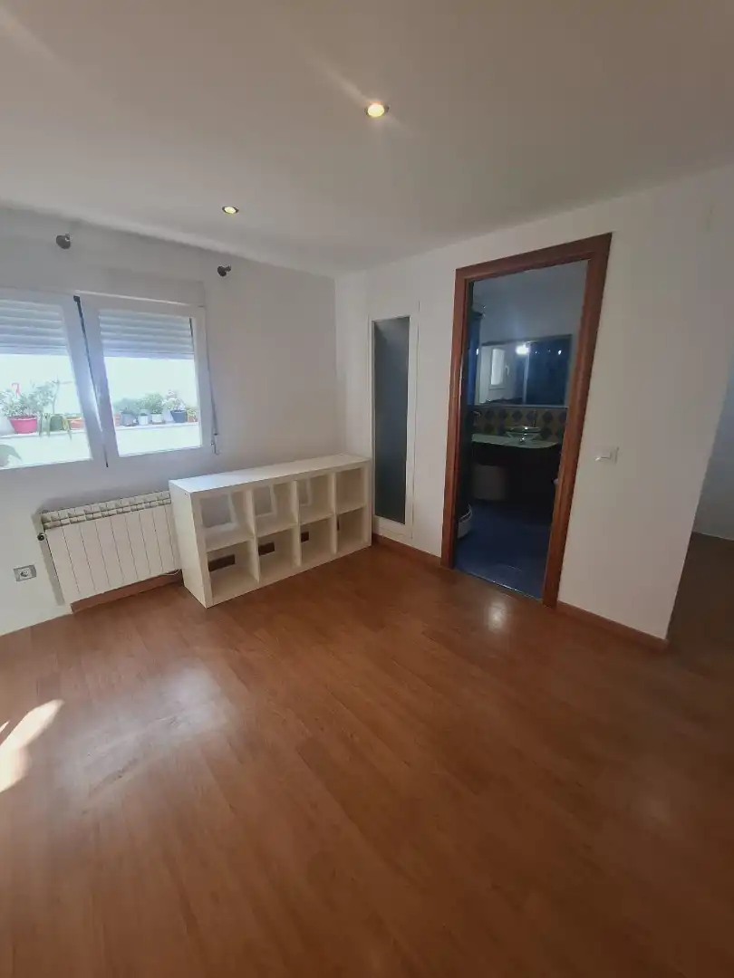 Habitación de Piso en venta en Villaviciosa de Odón con Aire acondicionado, Calefacción y Terraza